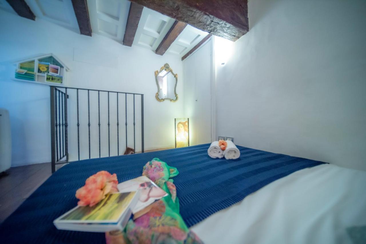 Wonderful Romantic Studio Ponte Vecchio Area Florence Exterior photo